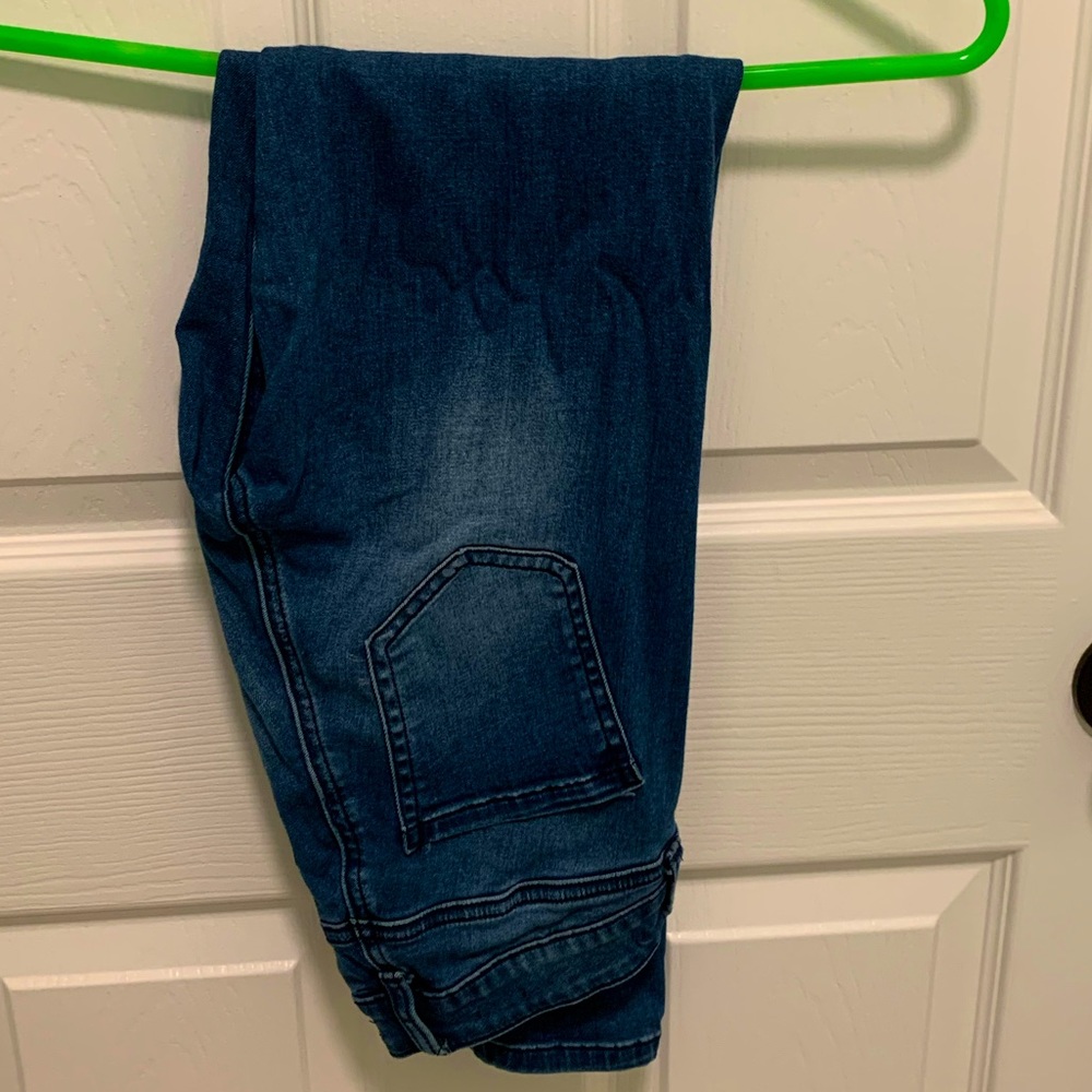 GUESS Skinny Jeans